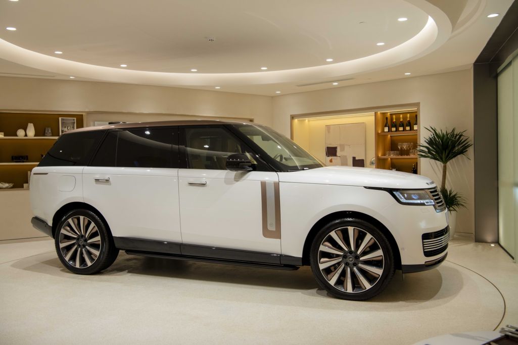 Range Rover 19