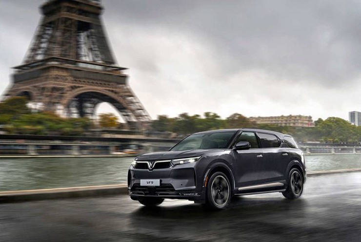 Giá xe VinFast VF 9 niêm yết và lăn bánh tháng 9/2025 - 2